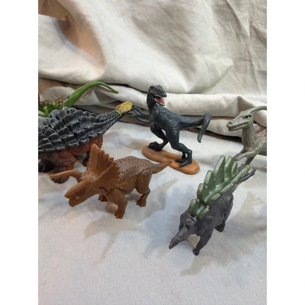 Assorted Dinosaur Action Figure Toy Lot 8 Piece Set Triceratops Stegosaurus